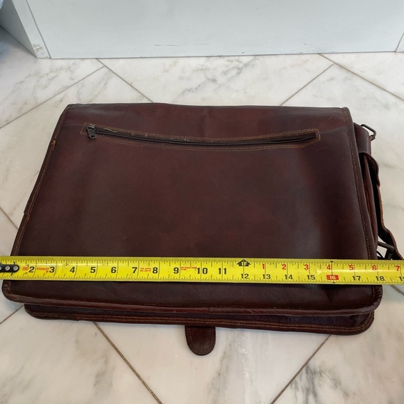 HLC Handmade brown leather multi pocket messenger bag satchel missing strap EUC - Picture 4 of 8